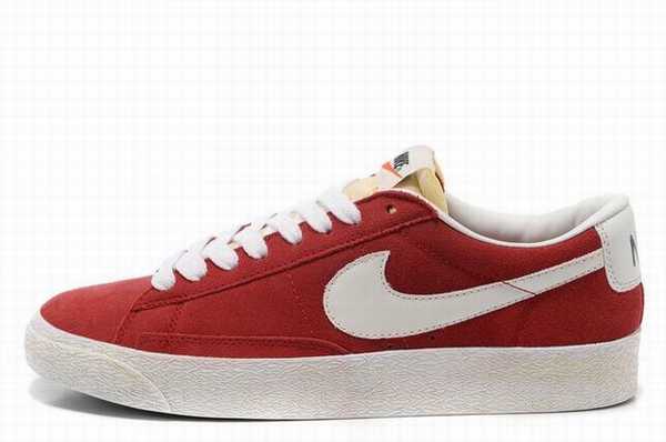 Nike Air Force One 3 Suisses Nike Air Force One 3 Suisses