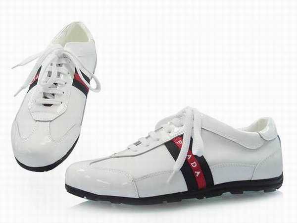 prix chaussure prada